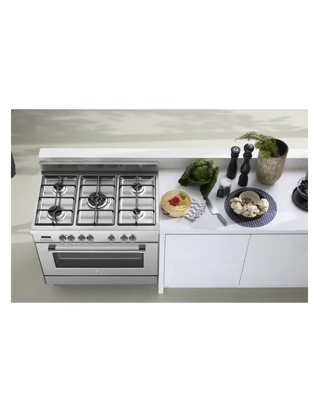 Aragaz De Longhi 5 arzatoare cu gaz, cuptor electric cu functie 3D